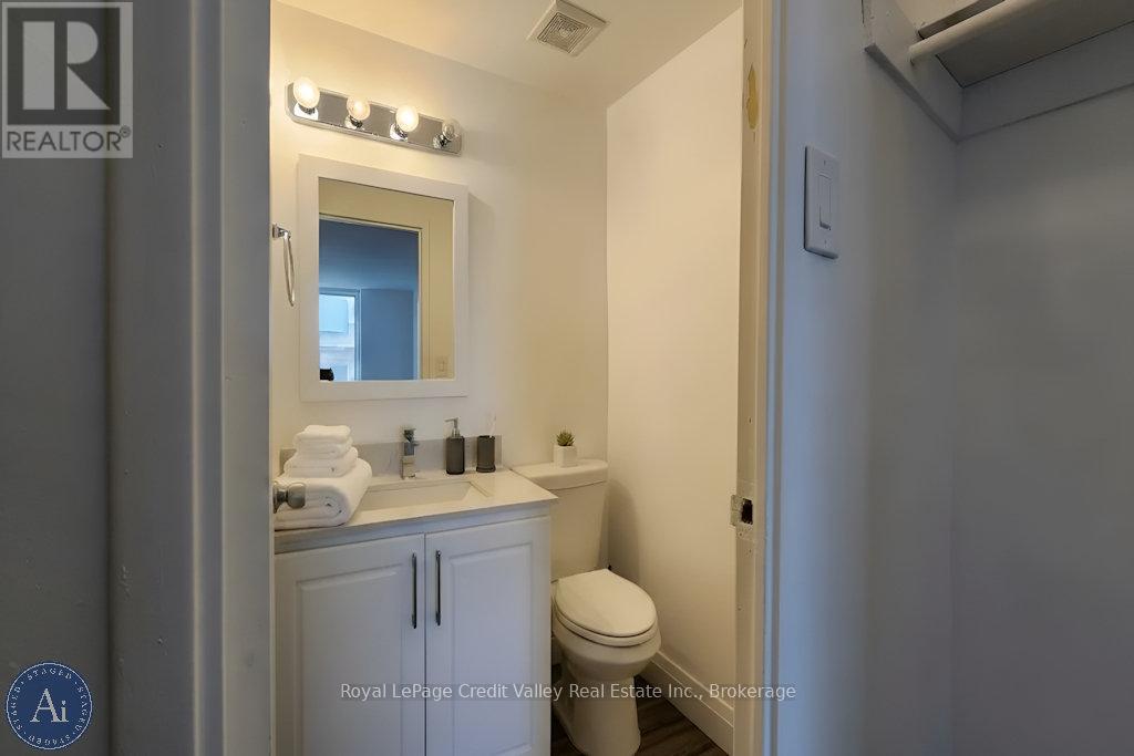 #209 2835 ISLINGTON AVENUE - 14