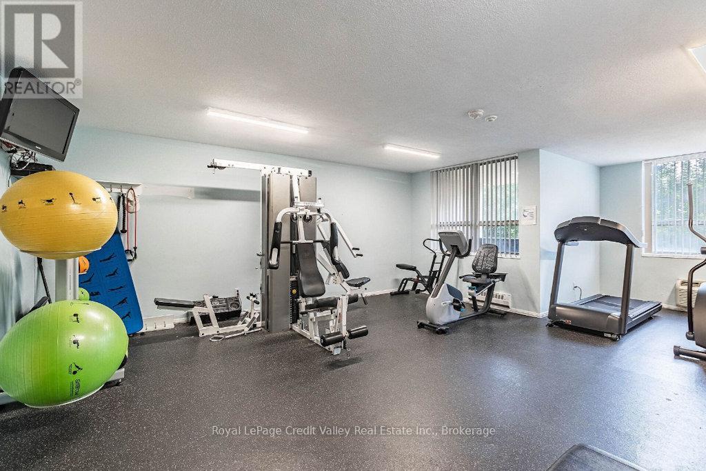 #209 2835 ISLINGTON AVENUE - 17