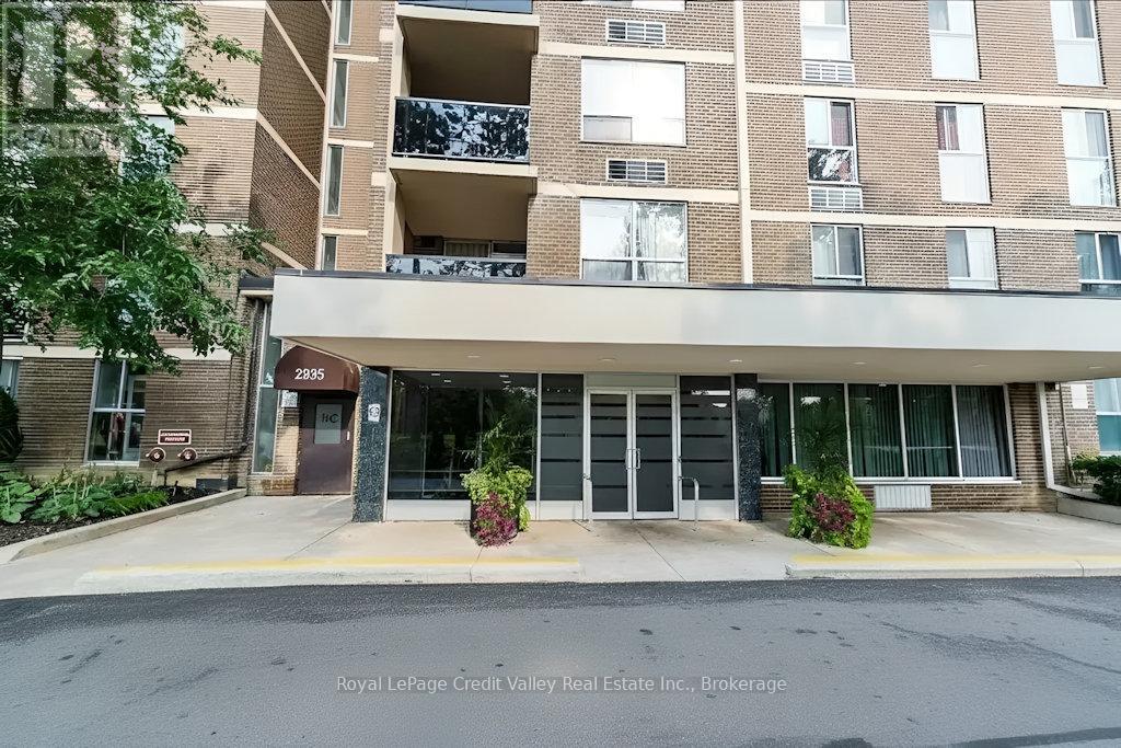 #209 2835 ISLINGTON AVENUE - 2
