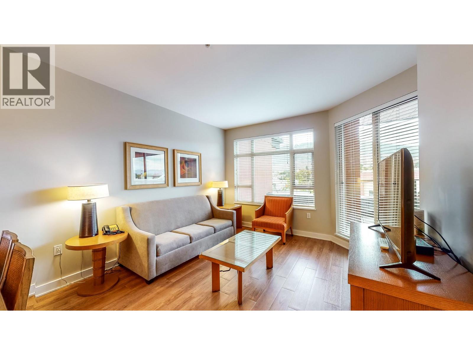 #312 15 Park Place - 3