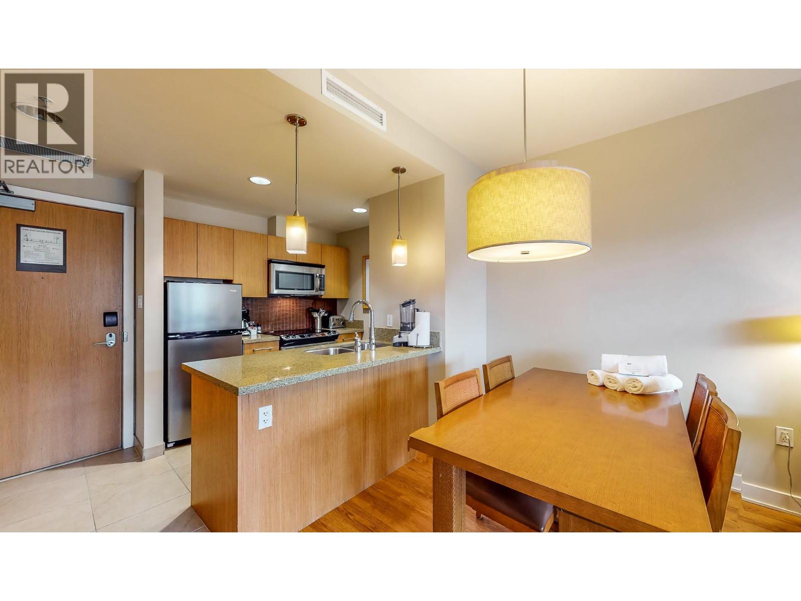 #312 15 Park Place - 6