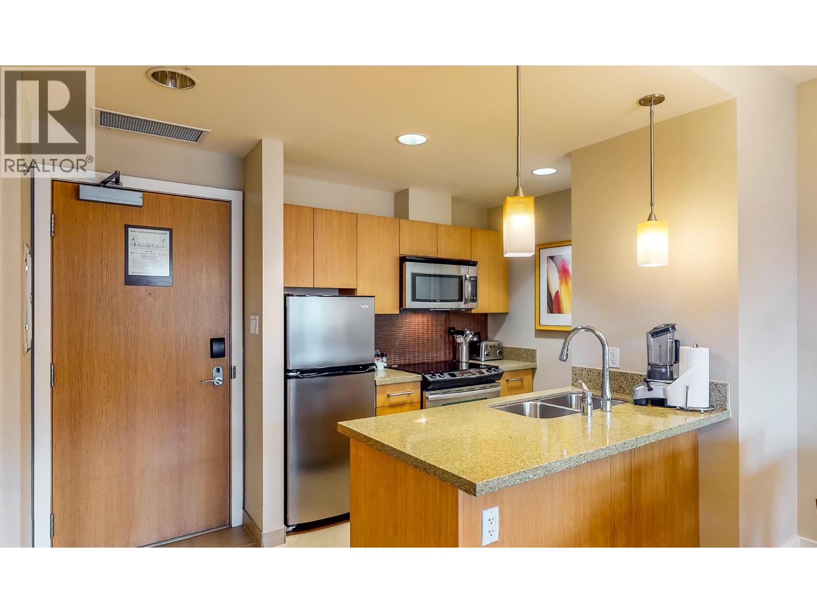 #312 15 Park Place - 7