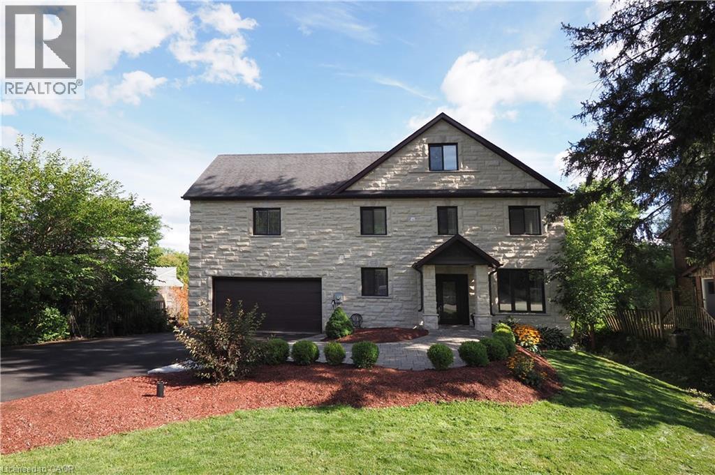 530 ST ANDREW Street E - 1