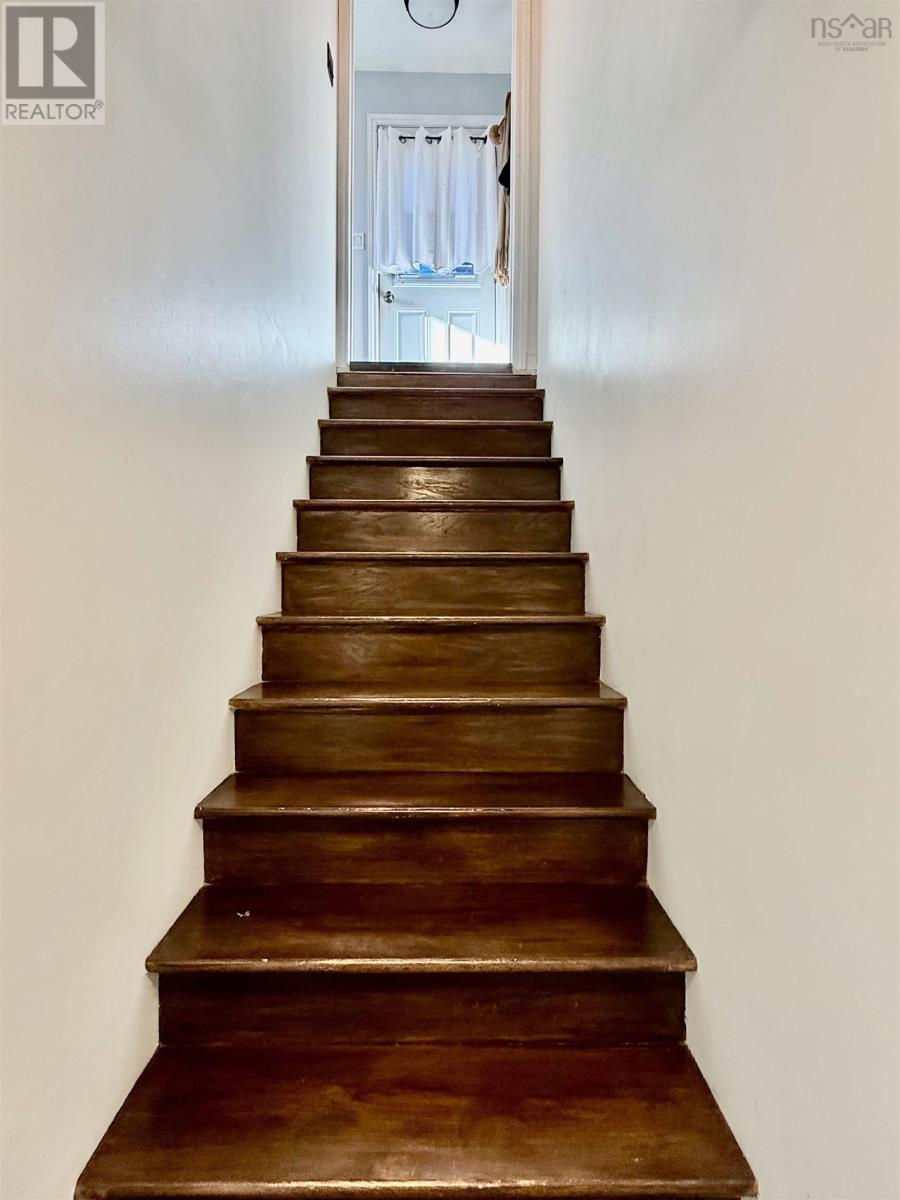 733 Sharpes Lane - 20
