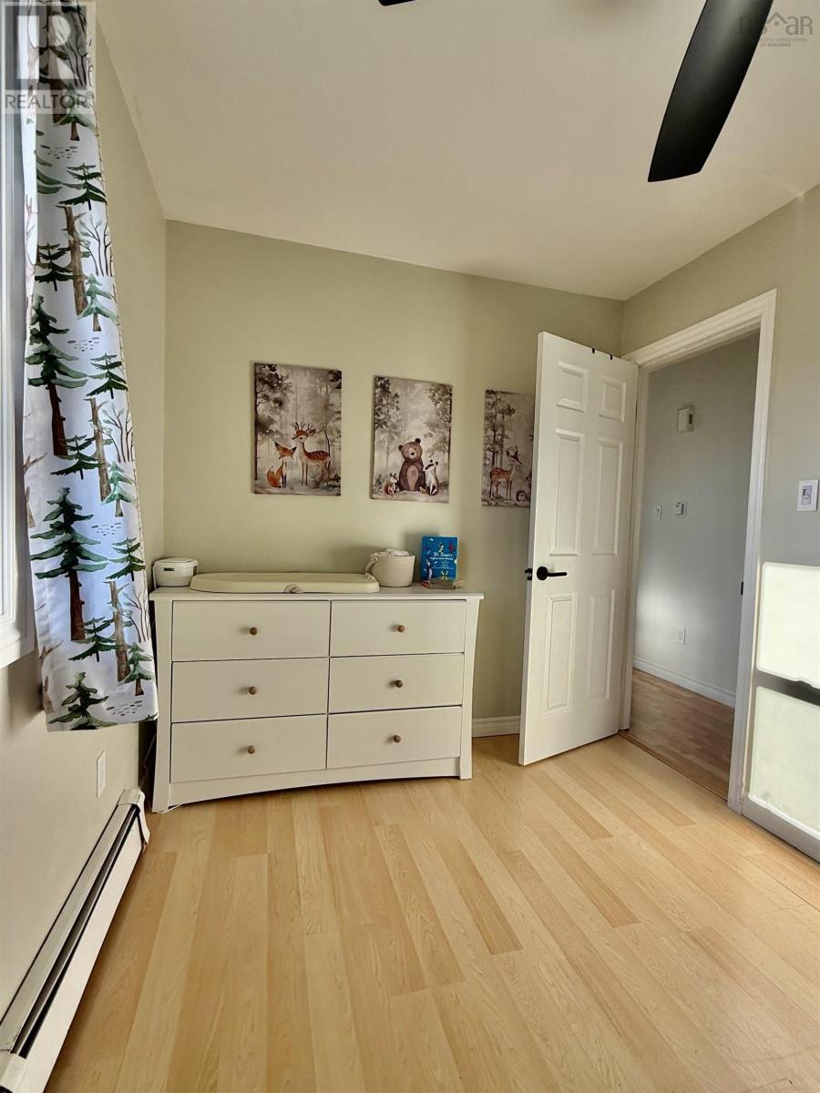 733 Sharpes Lane - 14