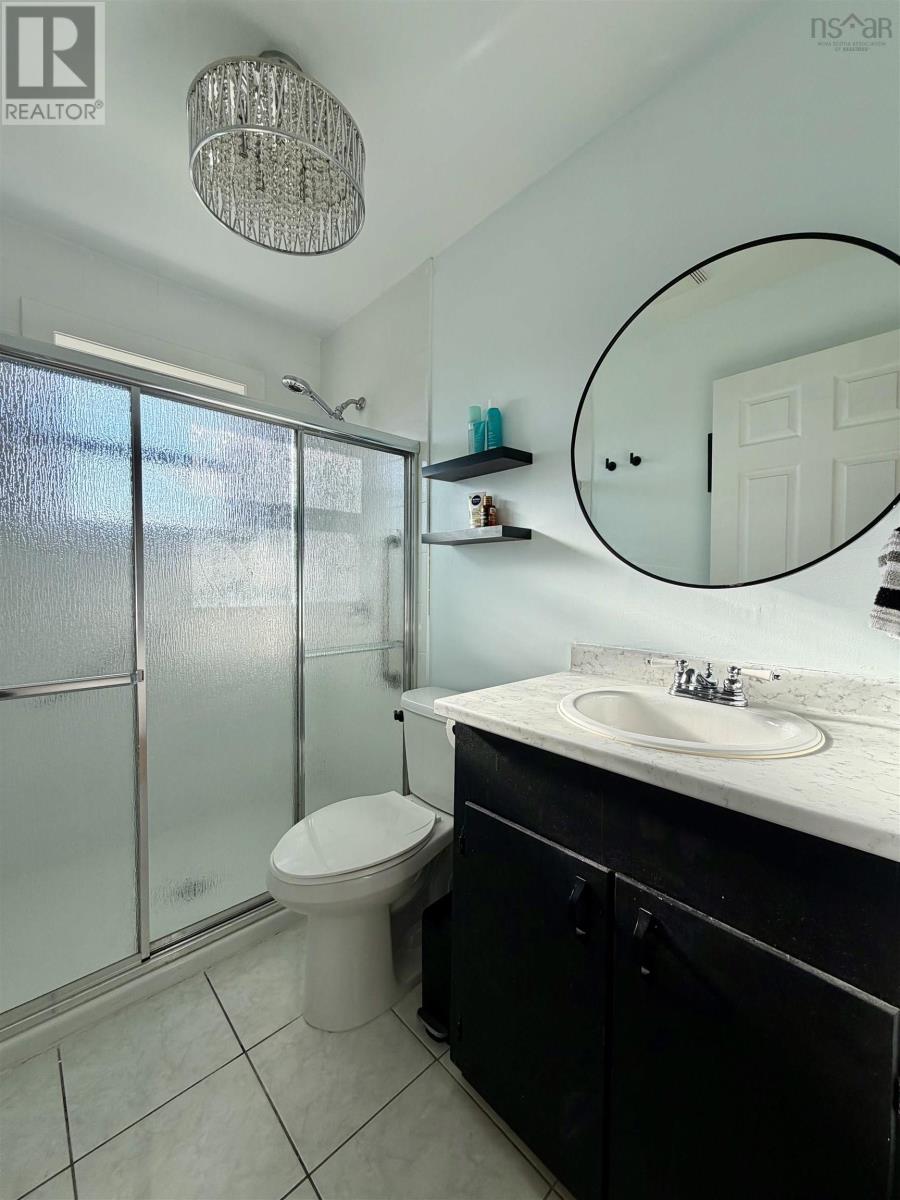 733 Sharpes Lane - 10