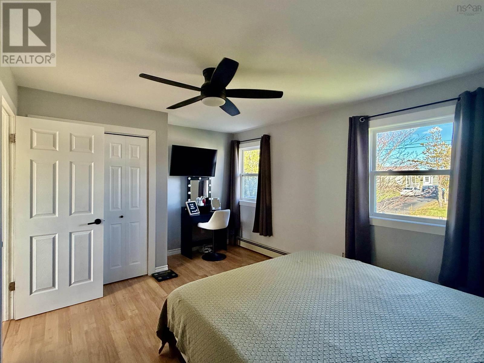 733 Sharpes Lane - 12