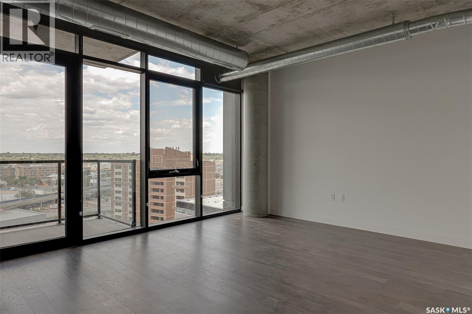 #1202 490 2nd AVENUE S - 21
