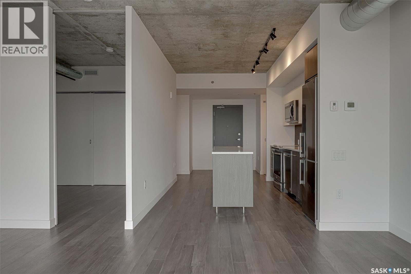 #1202 490 2nd AVENUE S - 19