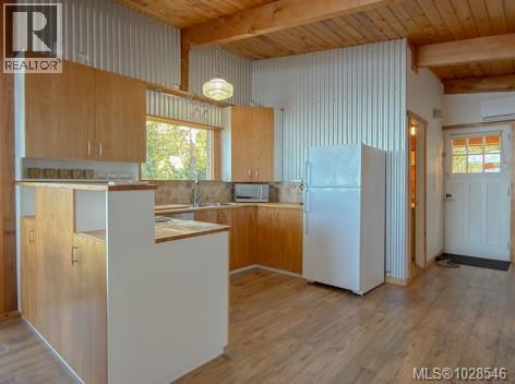 811 Canso Rd - 10