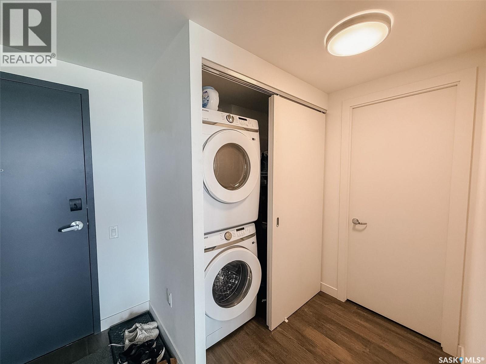 #1202 490 2nd AVENUE S - 32