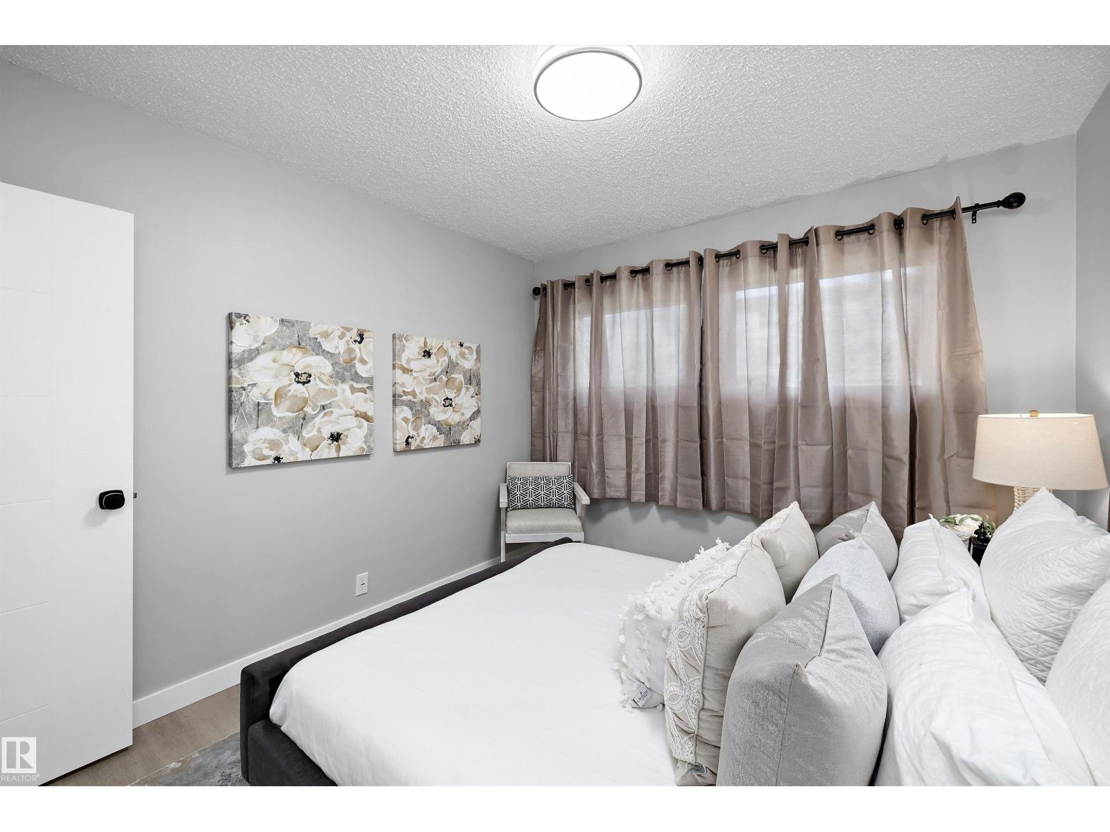 12912 103 ST NW - 18