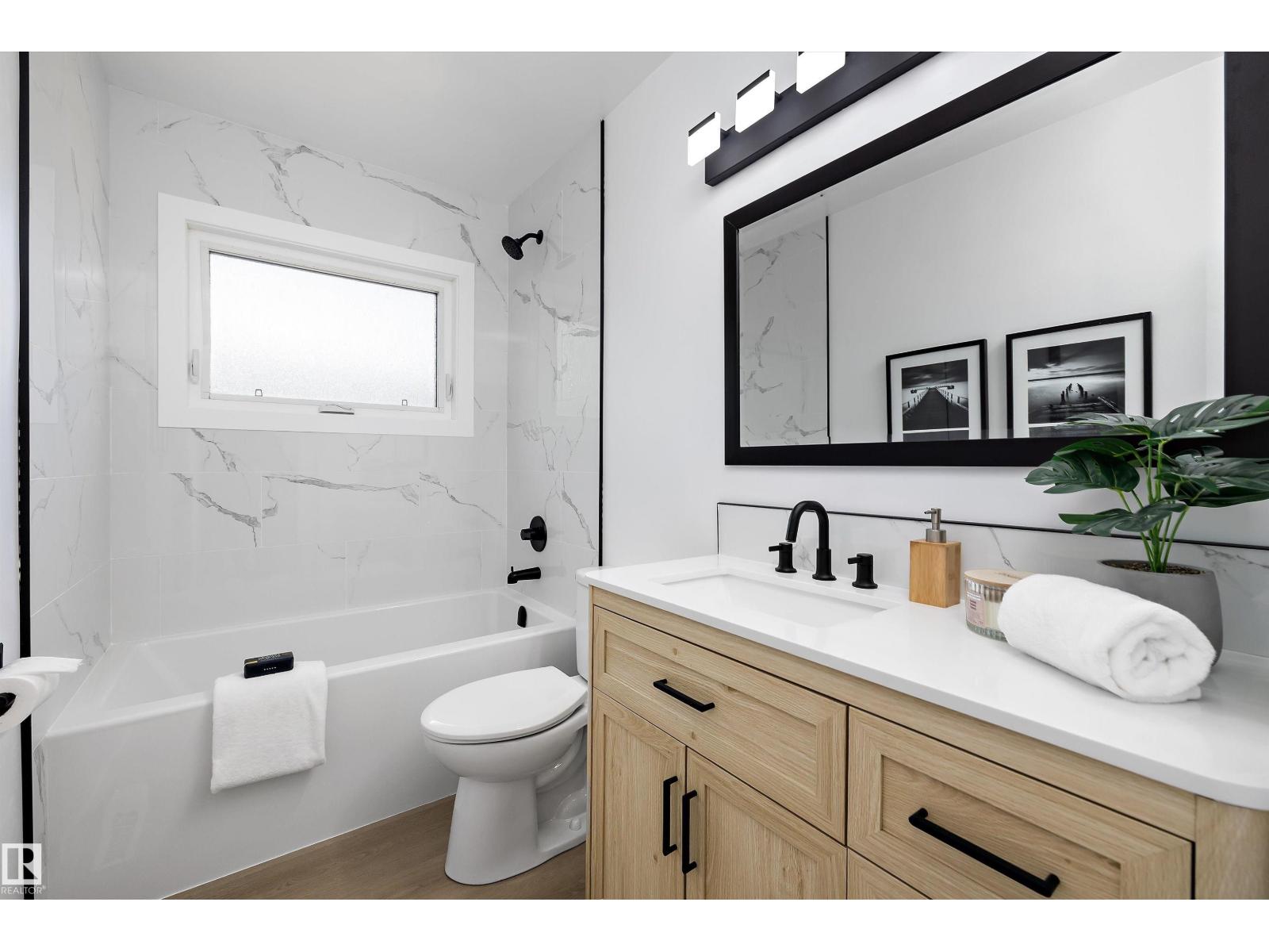 12912 103 ST NW - 22
