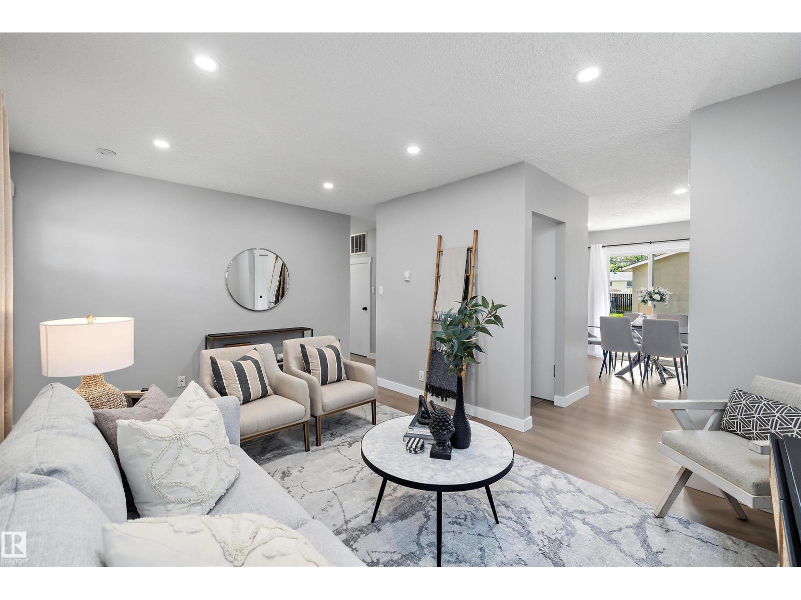 12912 103 ST NW - 7