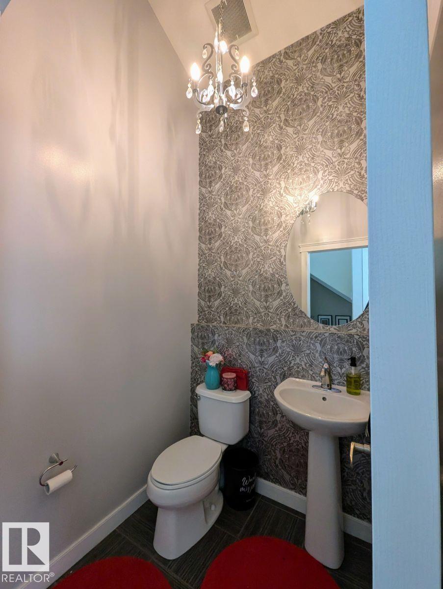 2327 FREZENBERG AV NW — photo 27