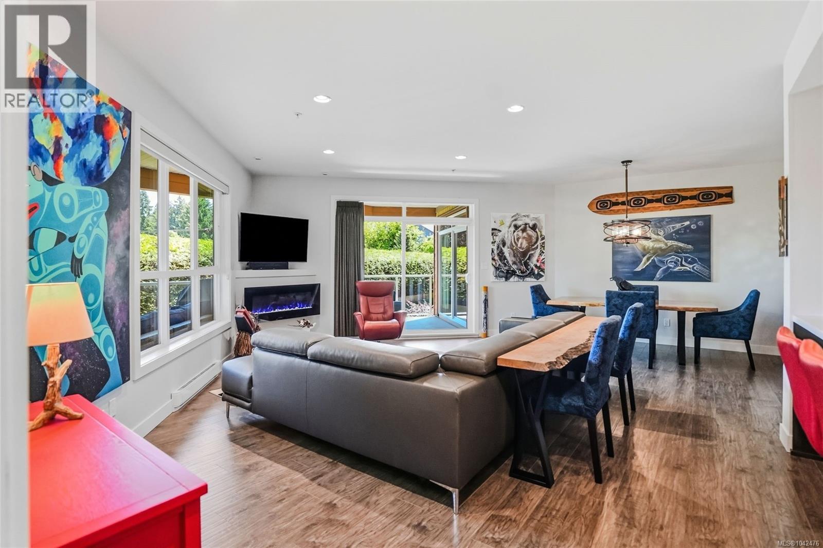 #203 439 College Rd - 3