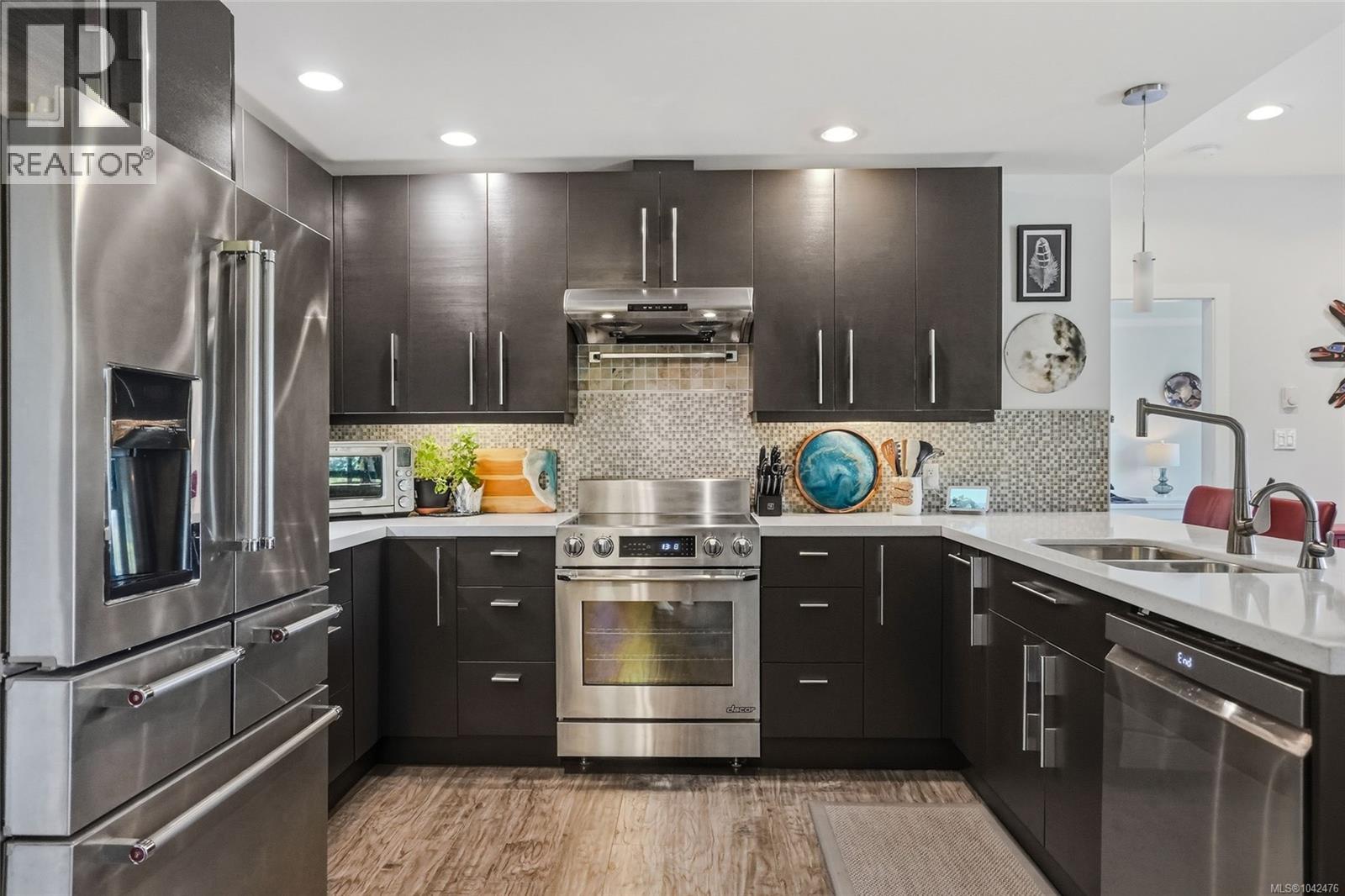 203 439 College Rd, Qualicum Beach