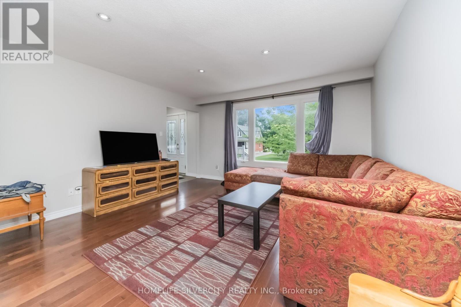 62 ROSEDALE AVENUE W - 10