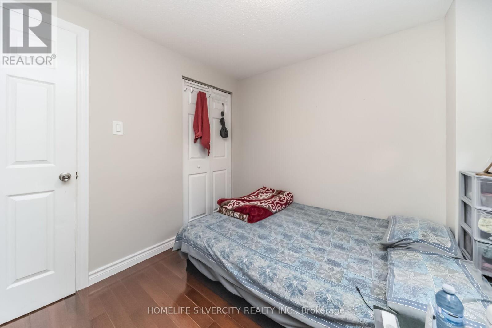 62 ROSEDALE AVENUE W - 23