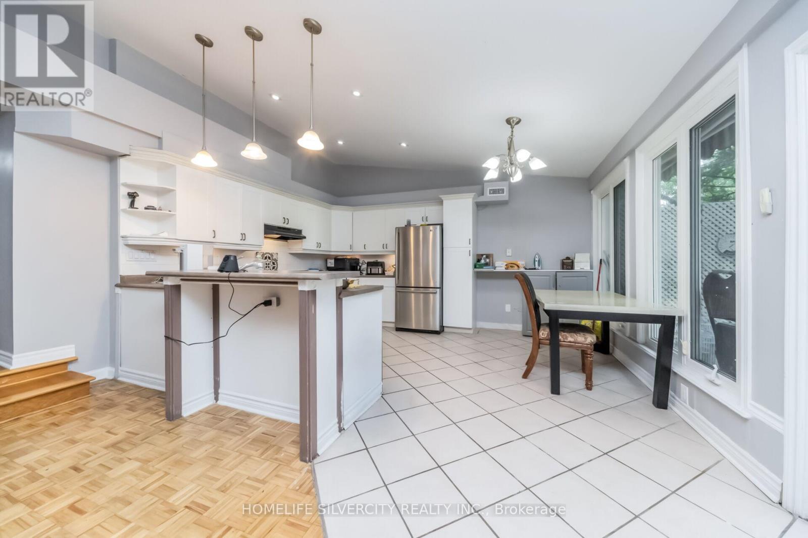 62 ROSEDALE AVENUE W - 34
