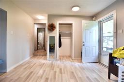19155 Camp Morton Road, Gimli Rm, MB R0C0M0 Photo 7