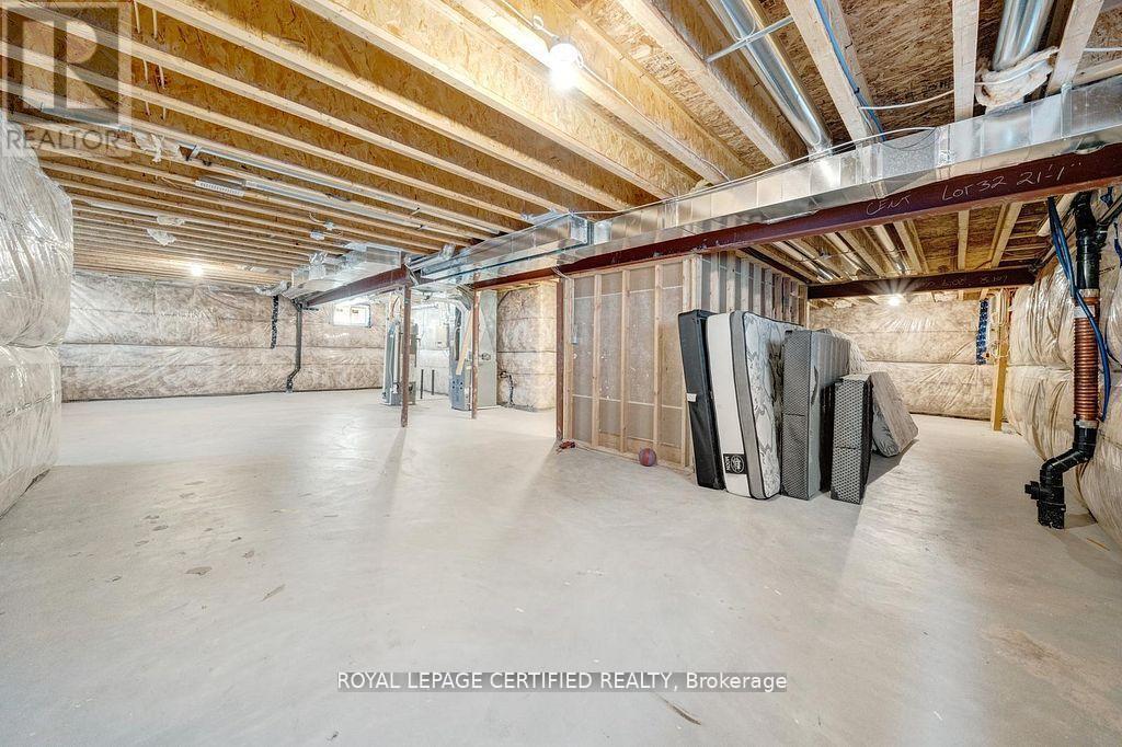 8077 BROOKSIDE DRIVE - 40