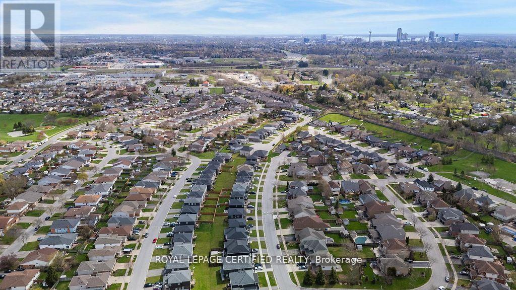 8077 BROOKSIDE DRIVE - 5