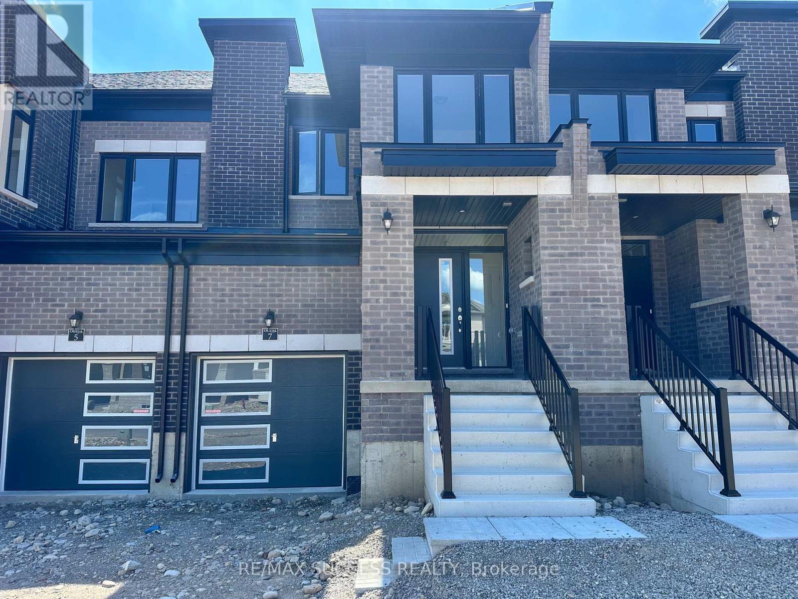 7 CHAPMAN ROAD - 3