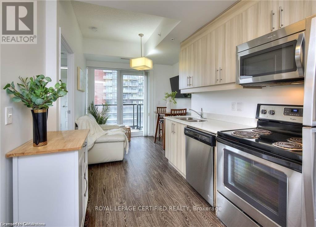 #901 160 KING STREET N - 13