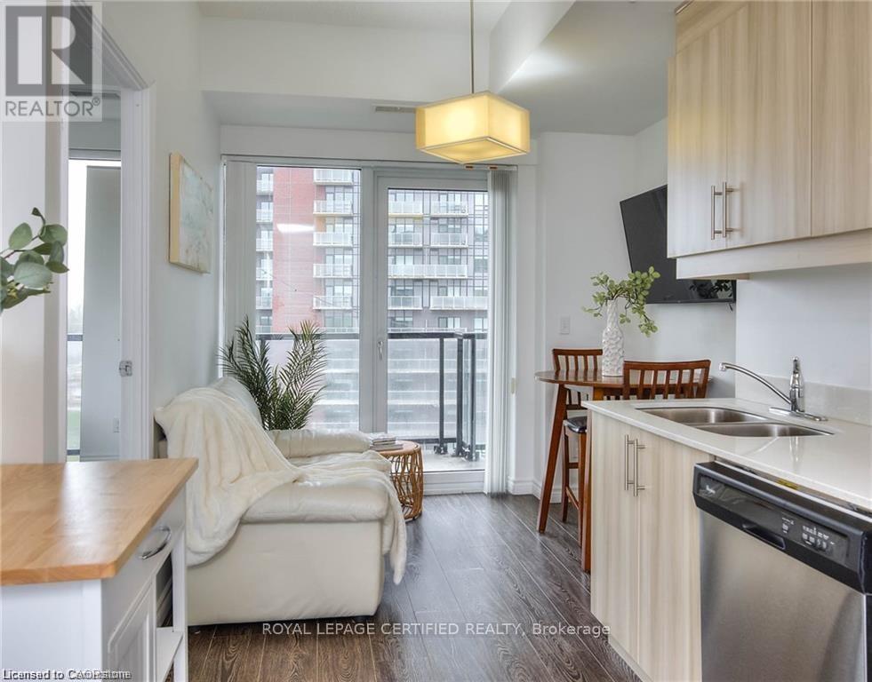 #901 160 KING STREET N - 4