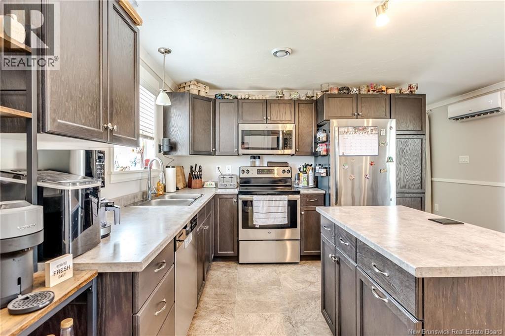230 Bonaventure Street - 23
