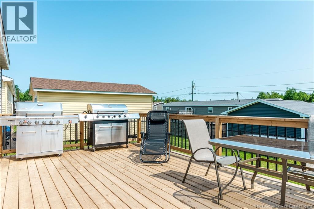230 Bonaventure Street - 4