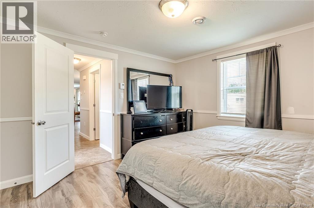 230 Bonaventure Street - 28