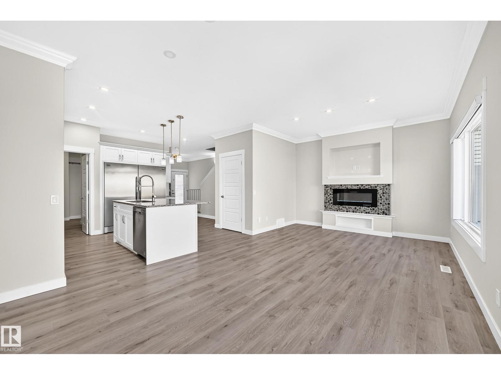 22910 96A AV NW - 16