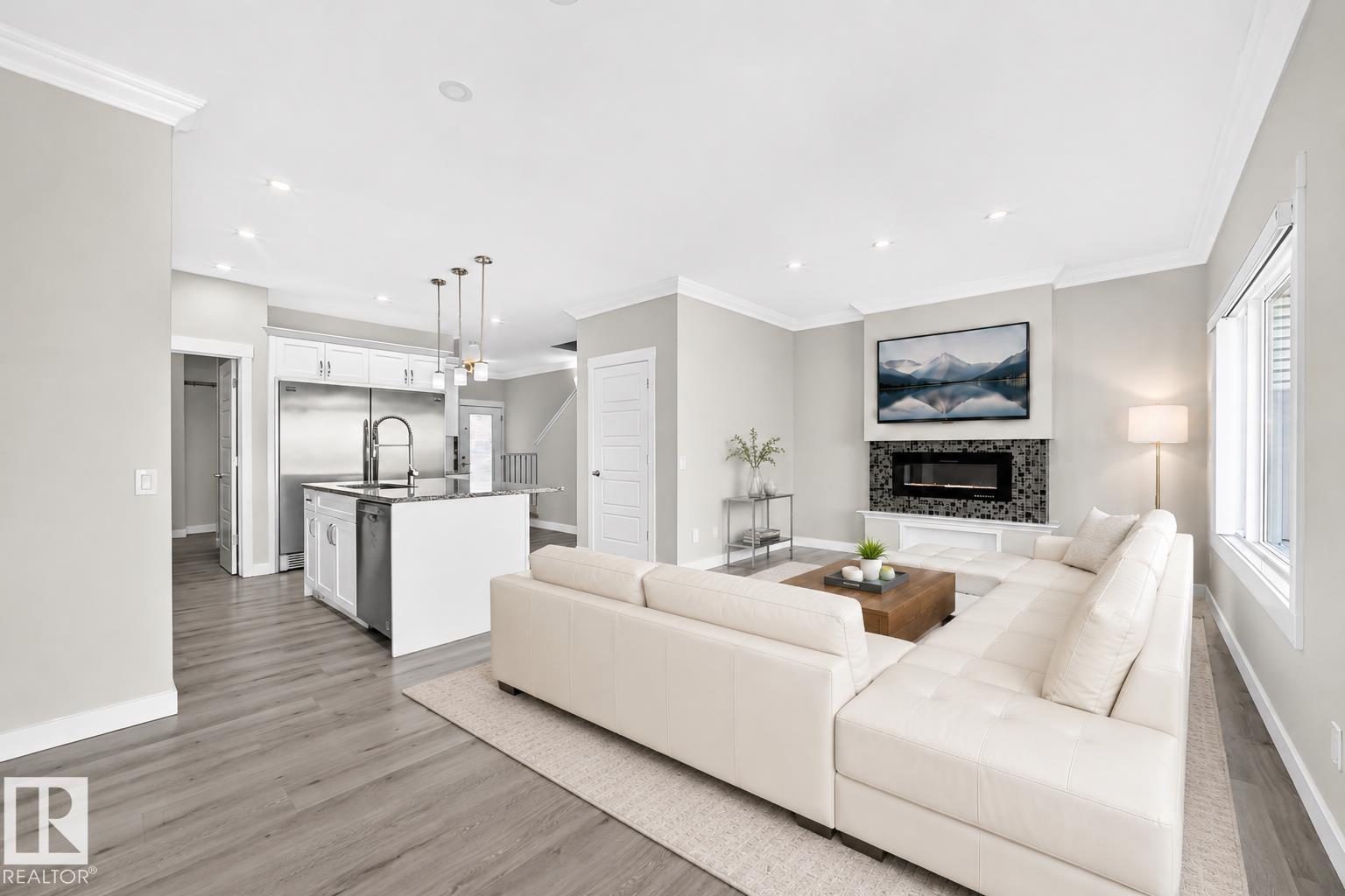 22910 96A AV NW - 17