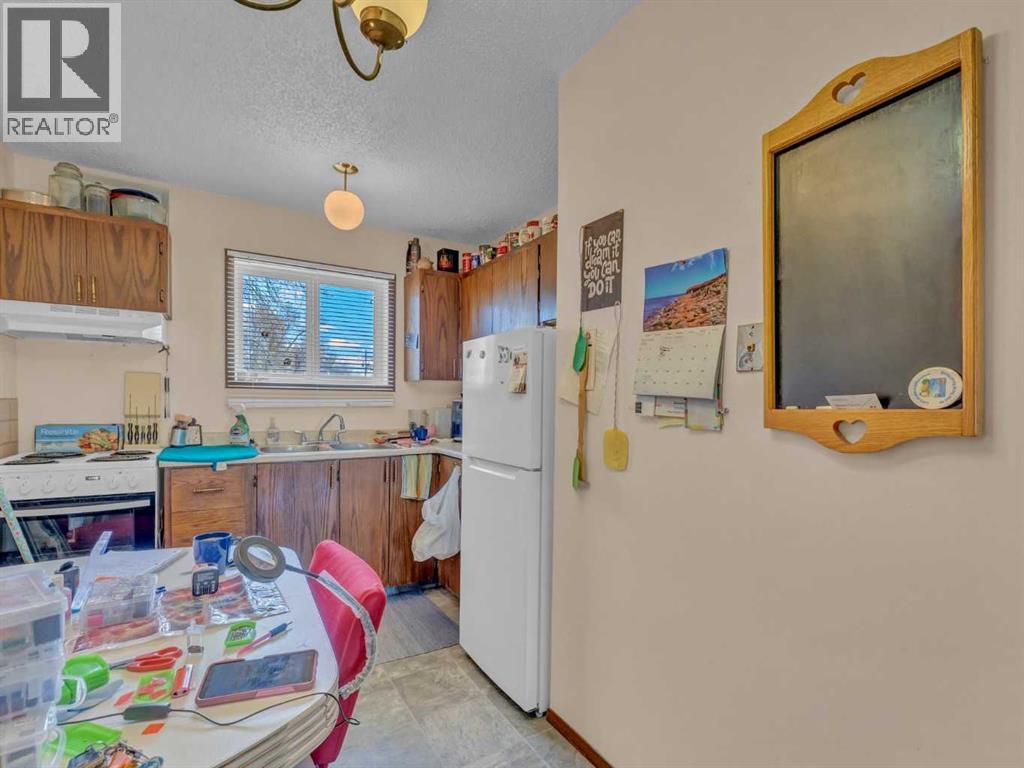437 3 Avenue - 14