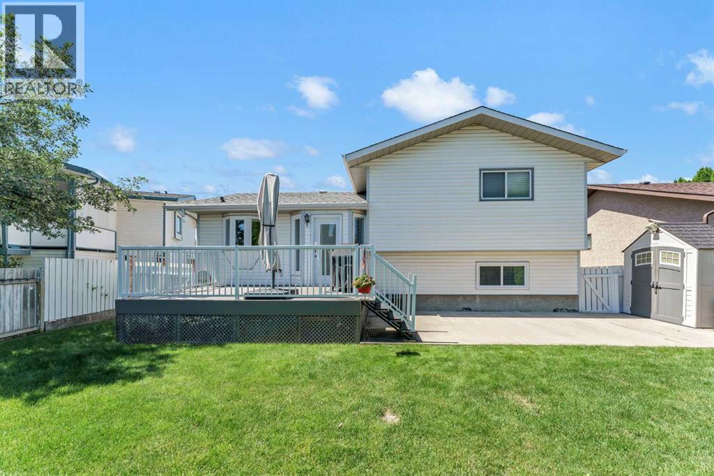 884 Ross Glen Drive SE — photo 46