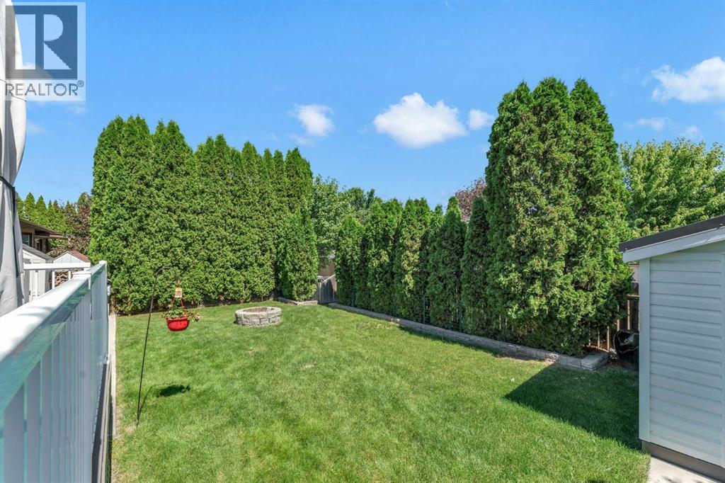 884 Ross Glen Drive SE — photo 41