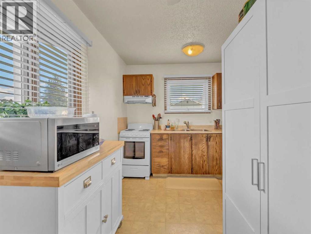 437 3 Avenue - 34
