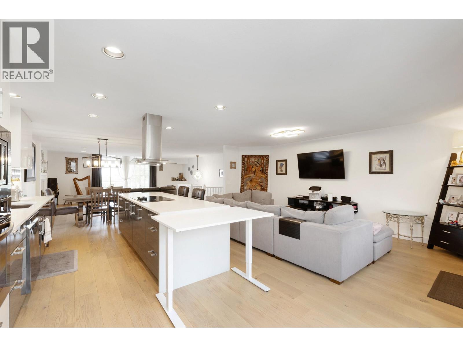 2635 PANORAMA DRIVE, Coquitlam