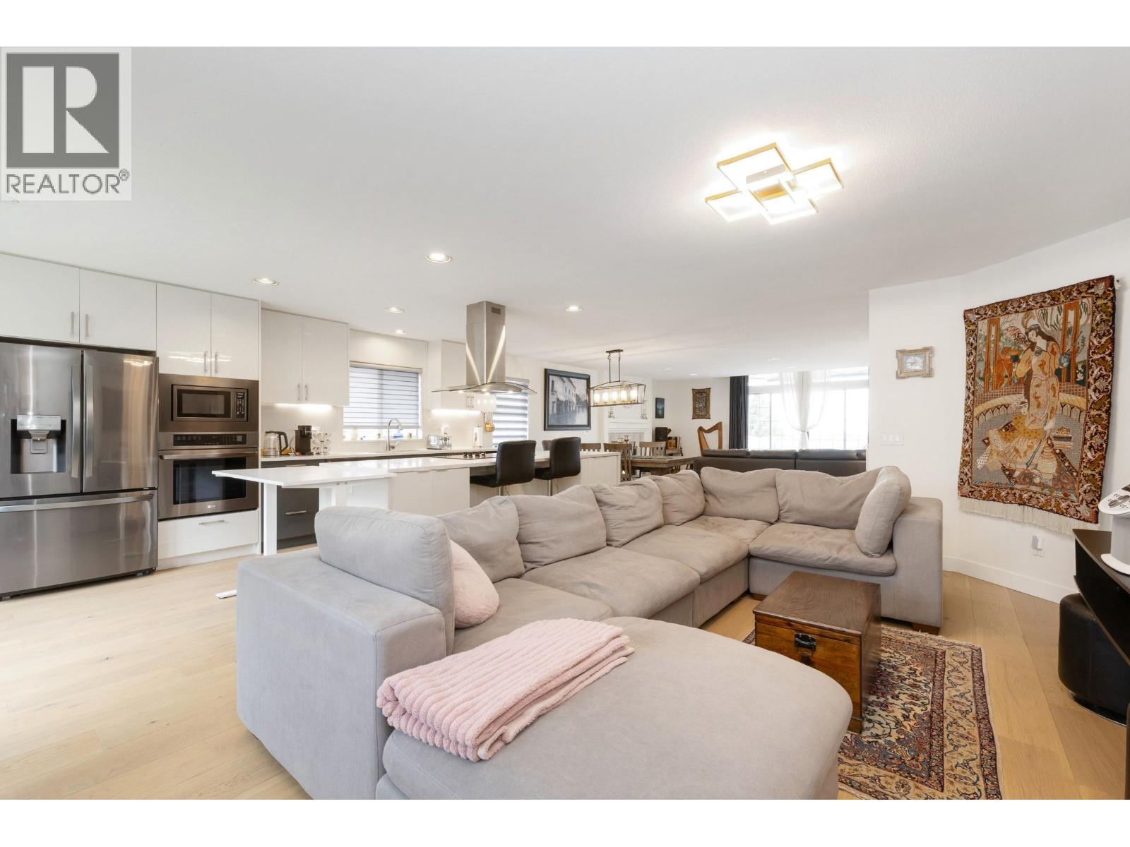 2635 PANORAMA DRIVE, Coquitlam