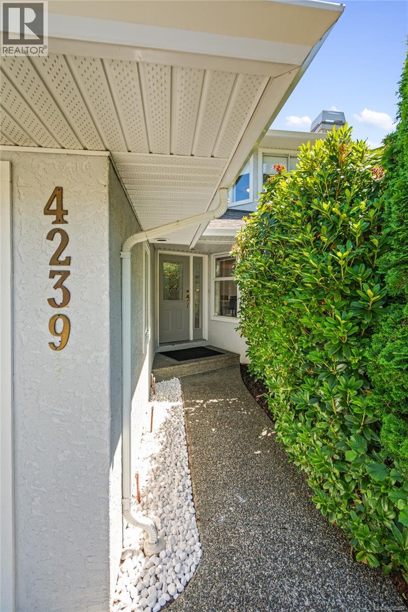 4239 Arbordale Crt - 46