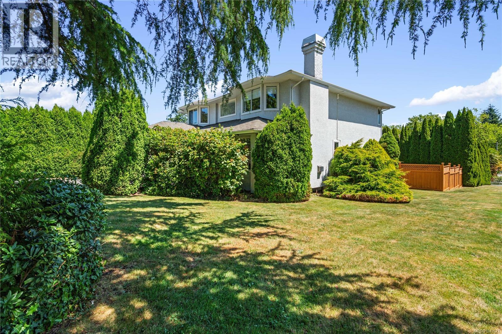 4239 Arbordale Crt - 62