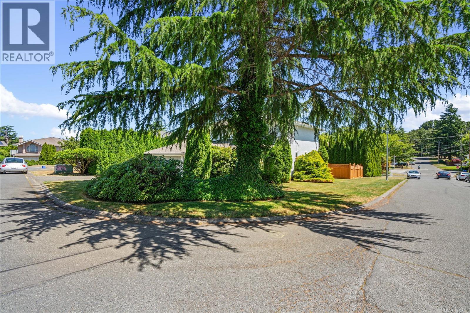 4239 Arbordale Crt - 63