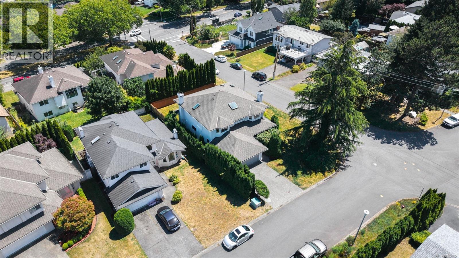 4239 Arbordale Crt - 68
