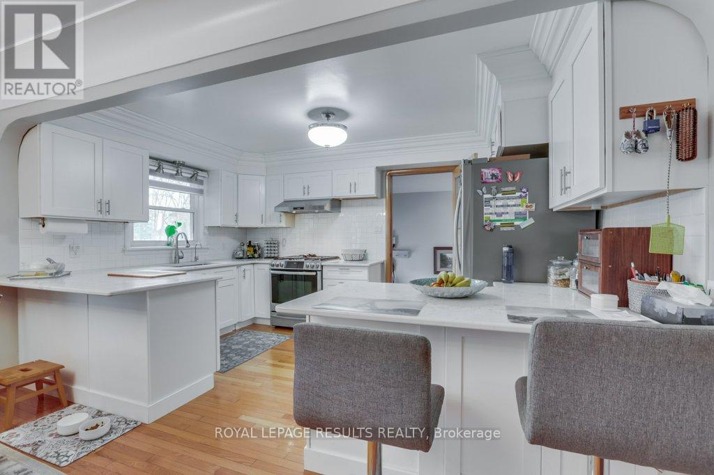 124623 SIMCOE STREET - 15