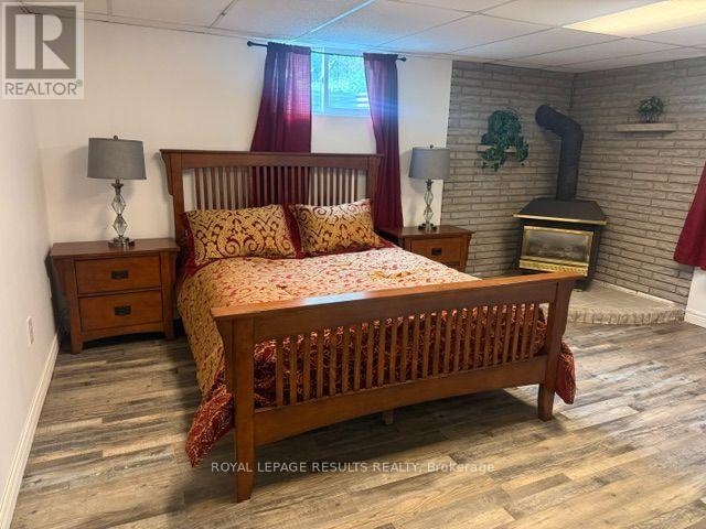 124623 SIMCOE STREET - 40