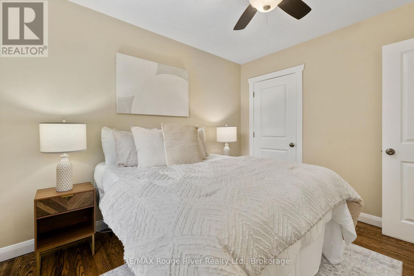 528 BARBARA STREET - 19