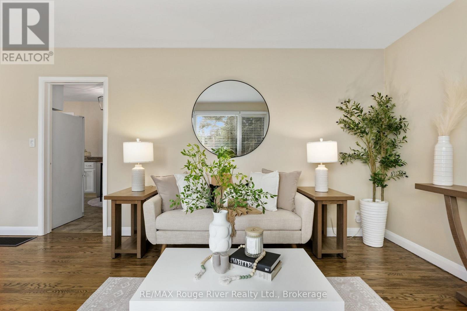 528 BARBARA STREET - 7