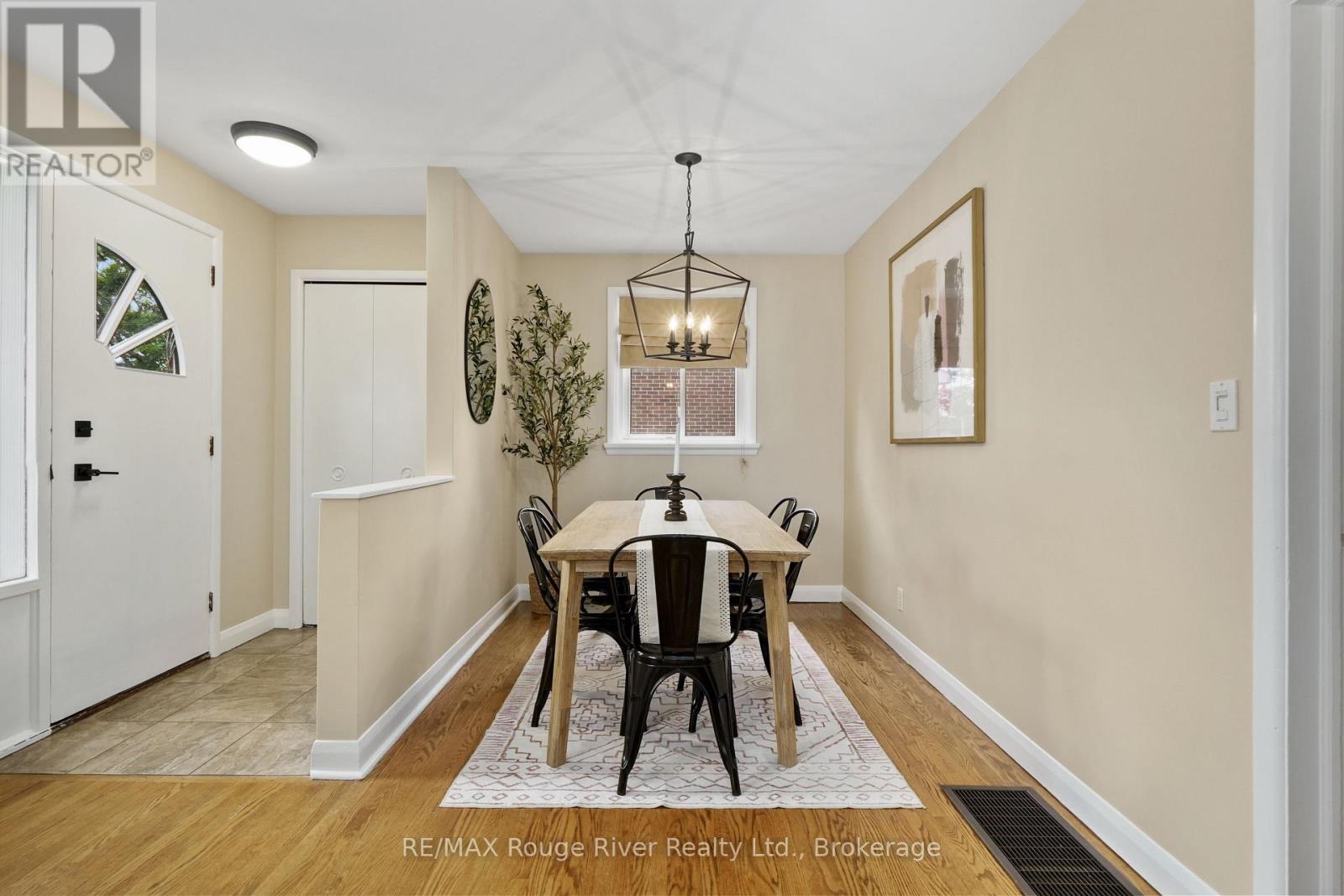 528 BARBARA STREET - 9